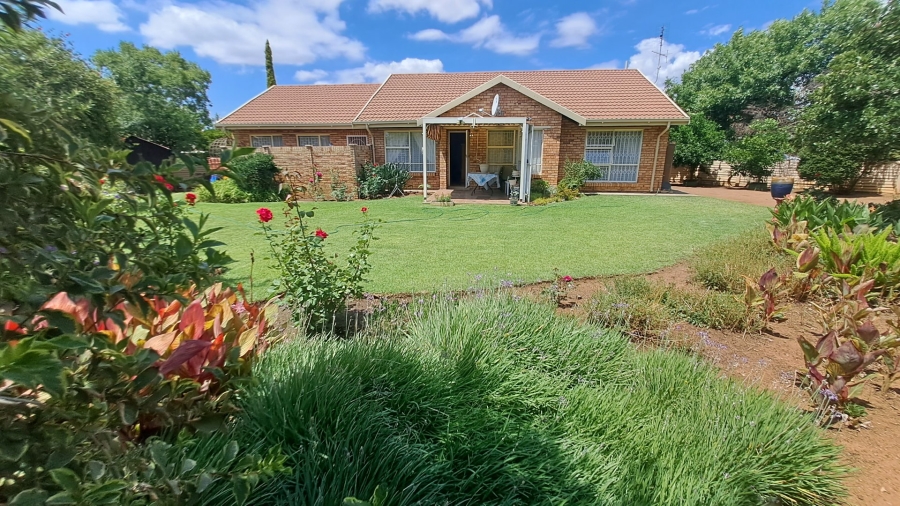 3 Bedroom Property for Sale in Fleurdal Free State